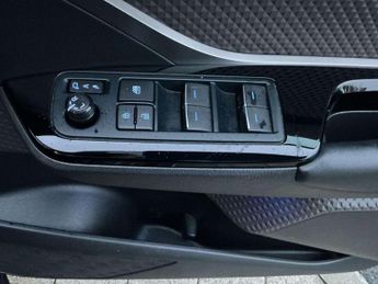 Toyota C-HR 1.8 Hybrid Excel 5dr CVT