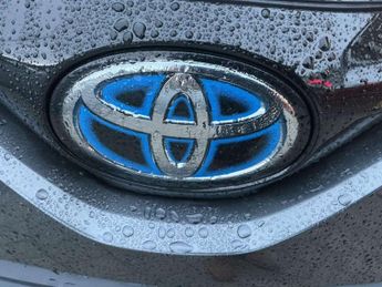 Toyota C-HR 1.8 Hybrid Excel 5dr CVT