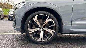 Volvo XC60 2.0 B4D R DESIGN Pro 5dr AWD Geartronic