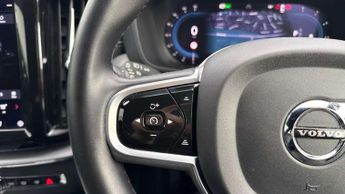 Volvo XC60 2.0 B4D R DESIGN Pro 5dr AWD Geartronic