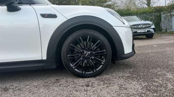 MINI Hatchback 2.0 Cooper S Exclusive II 3dr Auto