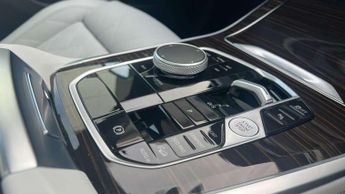 BMW X5 xDrive30d MHT xLine 5dr Auto