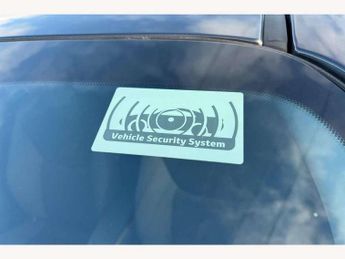 Toyota Yaris 1.5 Hybrid Design 5dr CVT