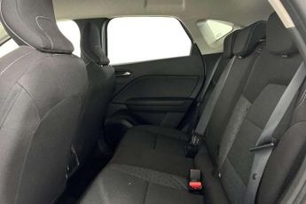 Renault Captur 1.6 E-TECH Hybrid 145 Iconic 5dr Auto