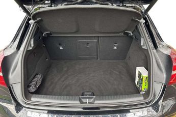 Mercedes-Benz GLA GLA 220d 4Matic AMG Line Prem Plus 5dr Auto