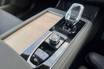 Volvo XC90 2.0 B5P Plus Dark 5dr AWD Geartronic
