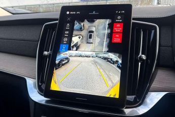 Volvo XC90 2.0 B5P Plus Dark 5dr AWD Geartronic