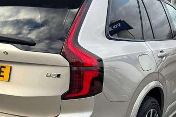 Volvo XC90 2.0 B5P Plus Dark 5dr AWD Geartronic