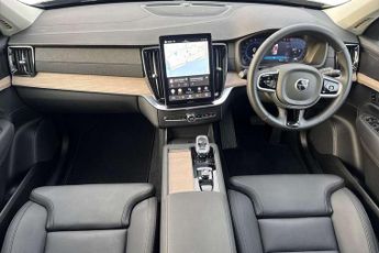 Volvo XC90 2.0 B5P Plus Dark 5dr AWD Geartronic