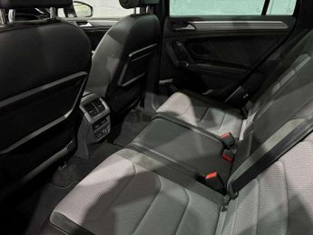 Volkswagen Tiguan 2.0 TSi 230 4Motion SEL 5dr DSG