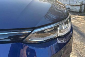 Volkswagen Golf 1.5 eTSI 150 Life 5dr DSG