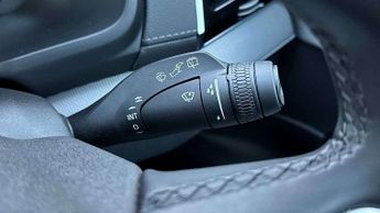 Volvo XC90 2.0 B5P [250] Plus Dark 5dr AWD Geartronic