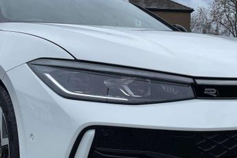 Volkswagen Passat Estate 1.5 eTSI R-Line 5dr DSG