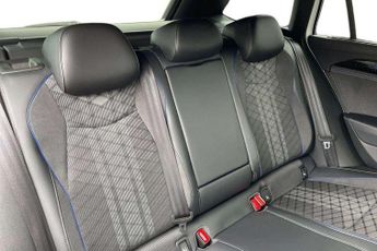 Volkswagen Passat Estate 1.5 eTSI R-Line 5dr DSG