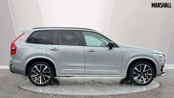 Volvo XC90 2.0 B5P Plus Edition Dark 5dr AWD Geartronic