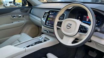 Volvo XC90 2.0 B5P Plus Edition Dark 5dr AWD Geartronic