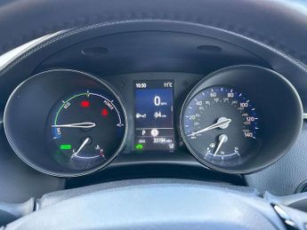 Toyota C-HR 1.8 Hybrid Design 5dr CVT
