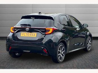 Toyota Yaris 1.5 Hybrid Dynamic 5dr CVT