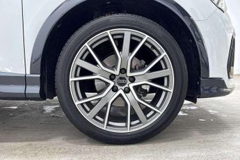 Audi Q3 35 TFSI Black Edition 5dr S Tronic [20" Alloy]