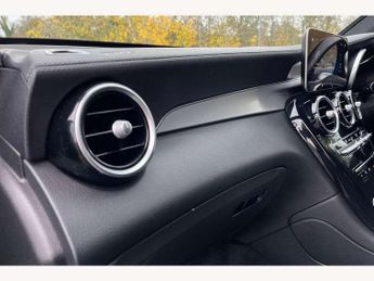Mercedes-Benz GLC GLC 220d 4Matic AMG Line 5dr 9G-Tronic