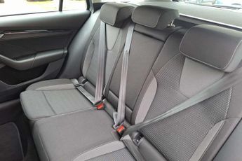 Skoda Octavia Estate 1.4 TSI iV SE Technology DSG 5dr