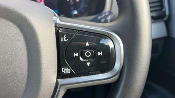 Volvo XC90 2.0 B5P [250] Plus Dark 5dr AWD Geartronic