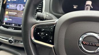 Volvo XC90 2.0 B5P Ultimate Dark 5dr AWD Geartronic