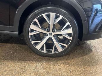 SEAT Arona 1.0 TSI 110 XPERIENCE Lux 5dr DSG