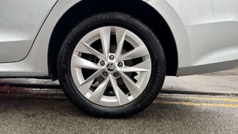 Skoda Octavia Estate 1.4 TSI iV SE Technology DSG 5dr