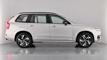 Volvo XC90 2.0 B5P [250] Plus Dark 5dr AWD Geartronic
