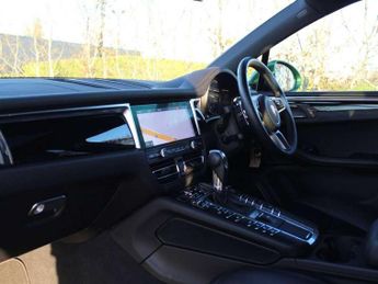 Porsche Macan 5dr PDK