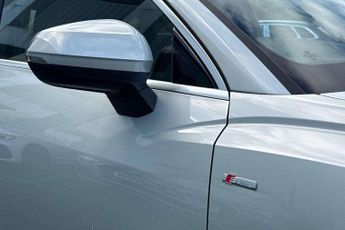 Audi Q3 35 TFSI S Line 5dr S Tronic [Leather]