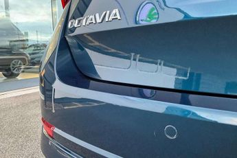 Skoda Octavia Estate 1.4 TSI iV SE L DSG 5dr