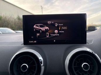 Audi Q2 35 TFSI Black Edition 5dr S Tronic