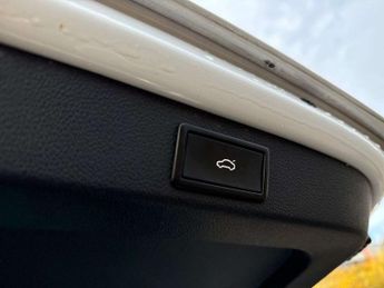 Skoda Superb Estate 2.0 TDI CR SE L 5dr DSG