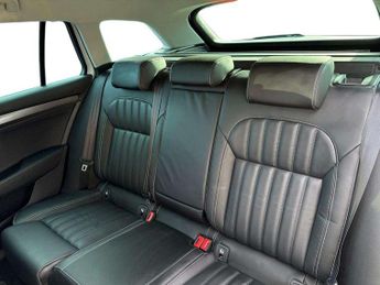 Skoda Superb Estate 2.0 TDI CR SE L 5dr DSG