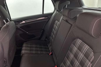 Volkswagen Golf 2.0 TDI GTD 5dr DSG