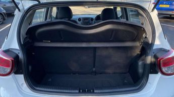 Hyundai i10 1.2 SE 5dr Auto