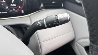 Land Rover Range Rover Evoque 2.0 D180 R-Dynamic HSE 5dr Auto