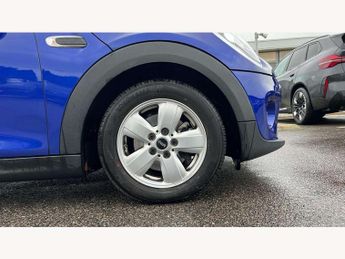 MINI Hatchback 5dr 1.5 Cooper II 5dr Auto