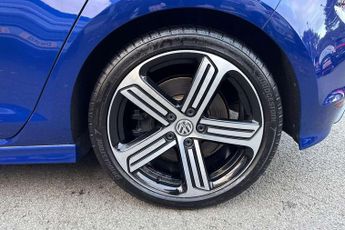 Volkswagen Golf R 2.0 TSI R 5dr DSG