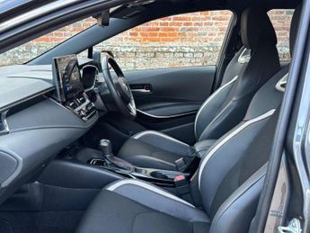 Toyota Corolla 1.8 Hybrid GR Sport 5dr CVT