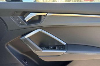 Audi Q3 35 TFSI Black Edition 5dr S Tronic [20" Alloy]