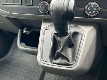 Volkswagen Transporter 2.0 TDI 150 Highline Van DSG