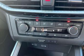 SEAT Arona 1.0 TSI 110 XPERIENCE 5dr DSG