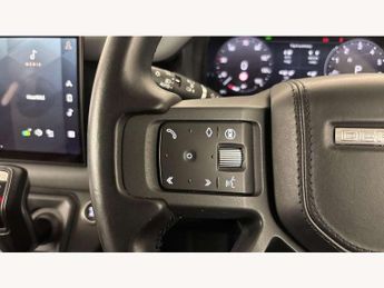 Land Rover Defender 2.0 P400e X-Dynamic HSE 110 5dr Auto