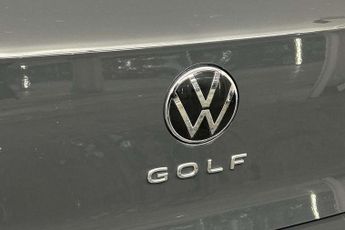 Volkswagen Golf 1.4 TSI eHybrid Style 5dr DSG