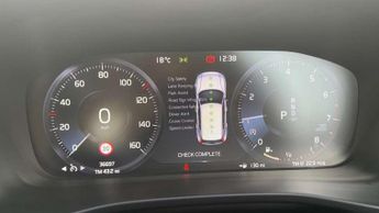 Volvo XC40 1.5 T3 [163] R DESIGN 5dr Geartronic