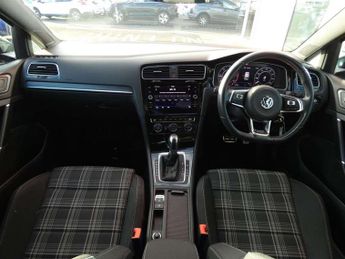 Volkswagen Golf 2.0 TDI 184 GTD 5dr DSG