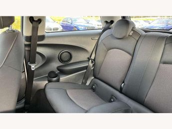 MINI Hatchback 1.5 Cooper Classic 3dr Auto